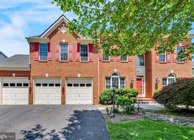 Property at 19363 Mill Dam Pl, Leesburg, VA 20176, 5 beds, 4.5 baths