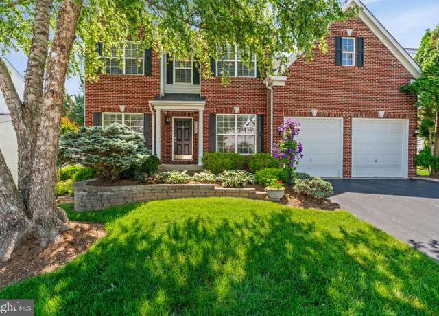 Property at 5425 Balls Bluff Ct, Woodbridge, VA 22193, 4 beds, 3.5 baths