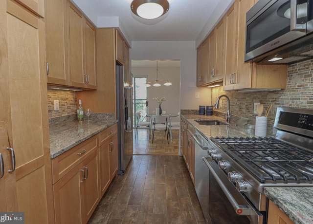 Property at 700 7th St SW #702, Washington, DC 20024, 2 beds, 2 baths
