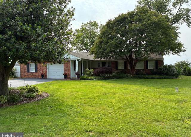 Property at 204 Queen Anne Club Dr, Stevensville, MD 21666, 3 beds, 2 baths