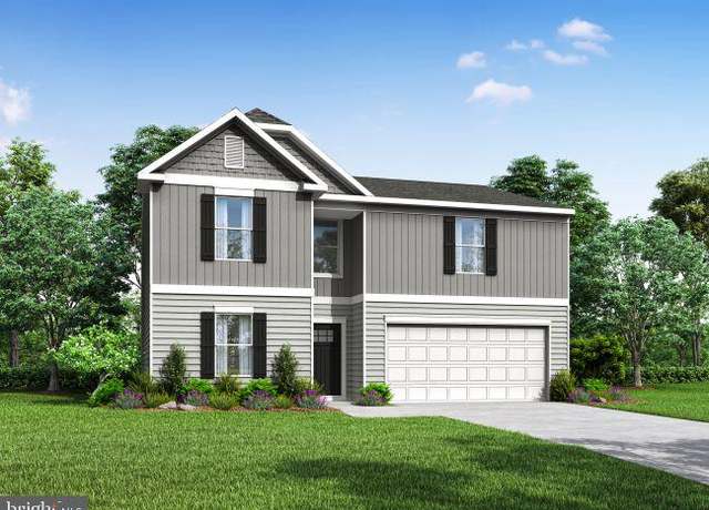 Property at 20110 Regent Cir, Hagerstown, MD 21742, 4 beds, 2.5 baths