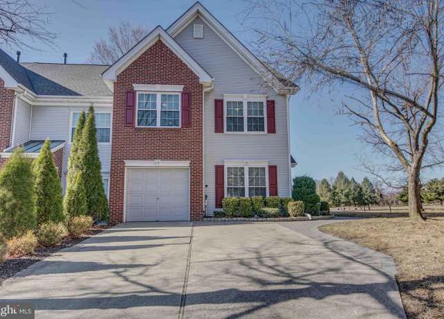 Property at 63 Greens Way, Blackwood, NJ 08012, 3 beds, 2.5 baths