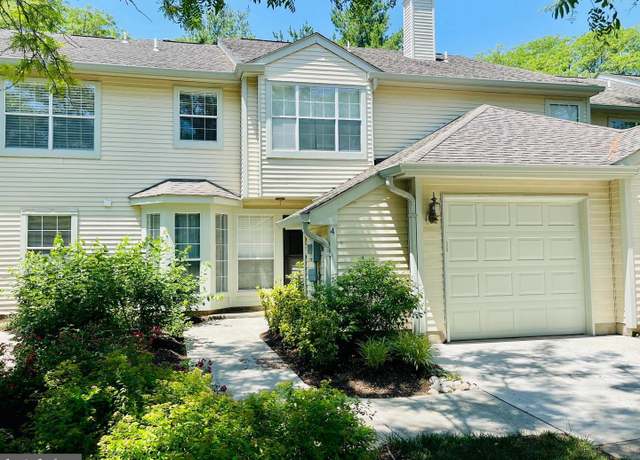 Property at 4 Dorset Ct, Princeton, NJ 08540, 3 beds, 2.5 baths