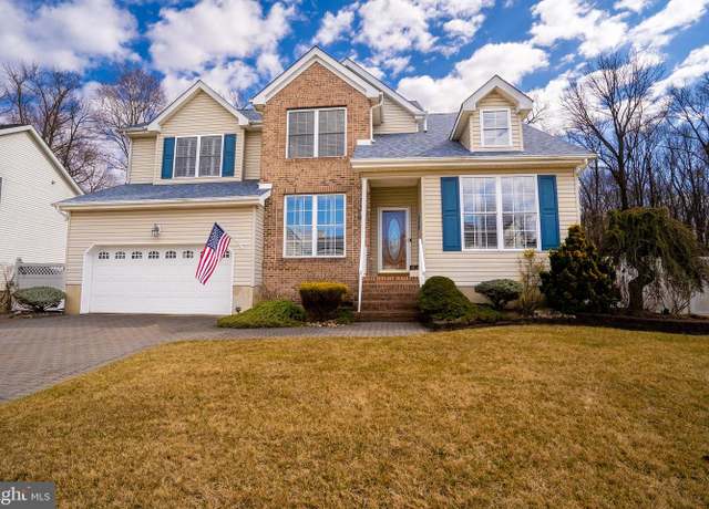 Property at 17 Putnam Rd, Monmouth Junction, NJ 08852, 4 beds, 2.5 baths