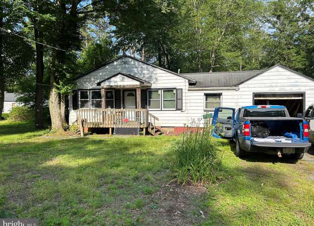 Property at 28 Cedar St, New Egypt, NJ 08533, 1 bath