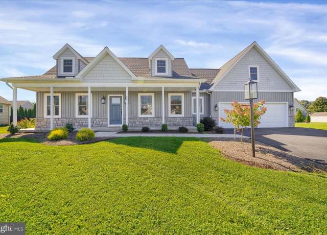 Property at 118 Franklin St, Bellefonte, PA 16823, 3 beds, 2 baths