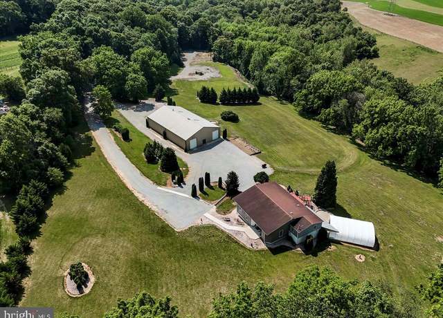 Property at 15 Wood Valley Ln, Oxford, PA 19363, 4 beds, 4.5 baths
