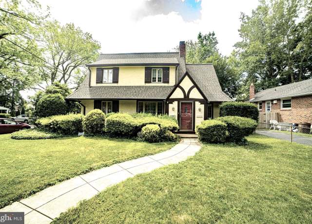 Property at 2346 Franklin Ave, Secane, PA 19018, 3 beds, 2 baths