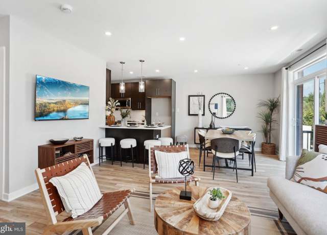 Property at 920 Riverplace Dr Unit 20M, Conshohocken, PA 19428, 3 beds, 2.5 baths