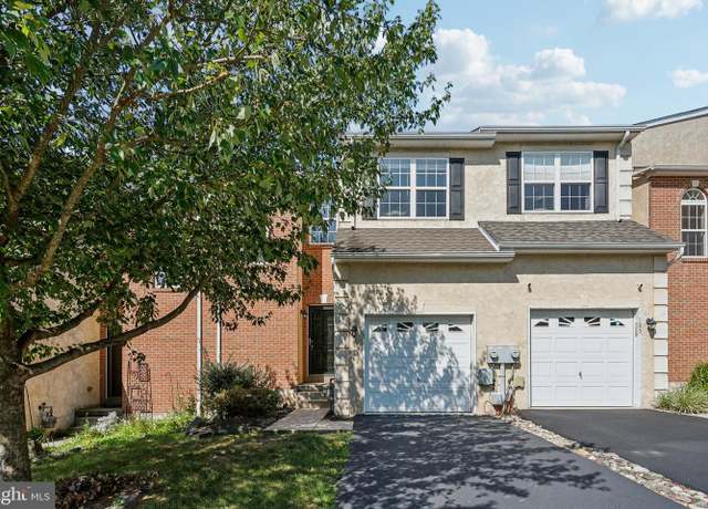 Property at 183 Stone Hill Dr, Pottstown, PA 19464, 3 beds, 2.5 baths