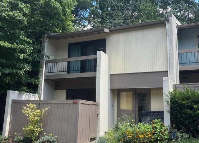 Property at 11637 Newbridge Ct, Reston, VA 20191, 4 beds, 3.5 baths