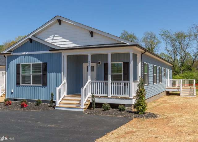 Property at 822 Mineral Ave, Mineral, VA 23117, 3 beds, 2 baths