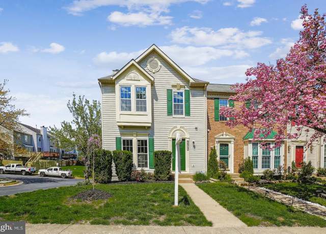 Property at 16717 Capon Tree Ln, Woodbridge, VA 22191, 3 beds, 3.5 baths