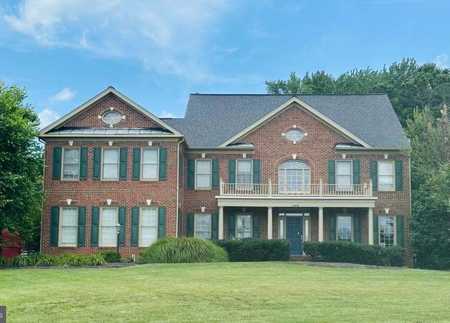 Property at 14494 Chamberry Cir, Haymarket, VA 20169, 5 beds, 5.5 baths