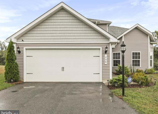 Property at 208 Rappahannock Run, Falling Waters, WV 25419, 4 beds, 2.5 baths