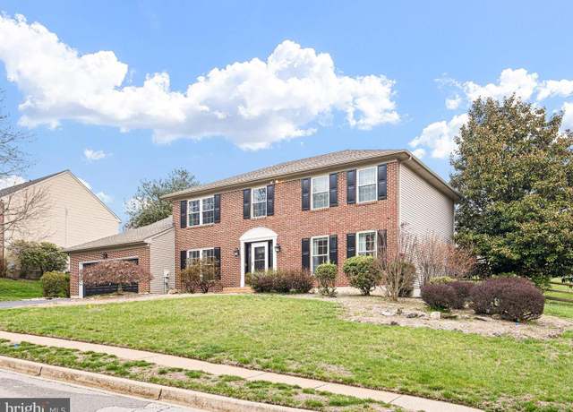 Property at 10 Westwoods Blvd, Hockessin, DE 19707, 4 beds, 2.5 baths