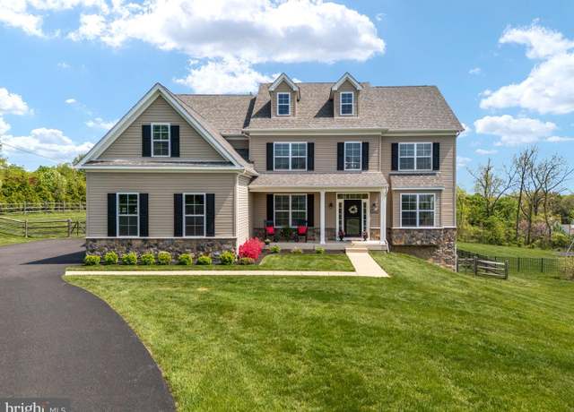 Property at 5389 Loux Dr, Doylestown, PA 18902, 4 beds, 3.5 baths