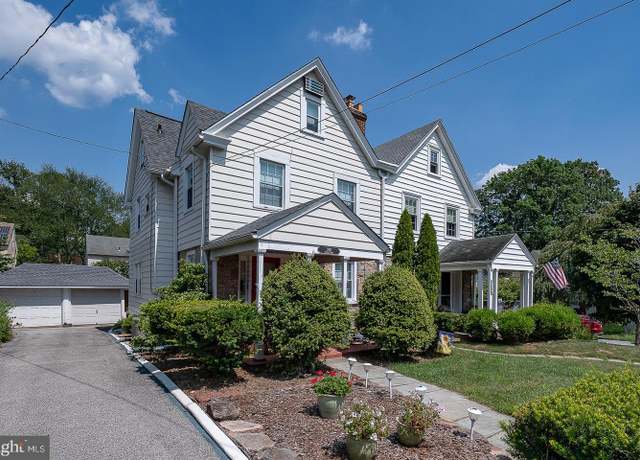 Property at 2921 Berkley Rd, Ardmore, PA 19003, 4 beds, 2.5 baths