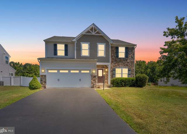 Property at 2411 Walthall Ct, Fredericksburg, VA 22408, 4 beds, 3.5 baths