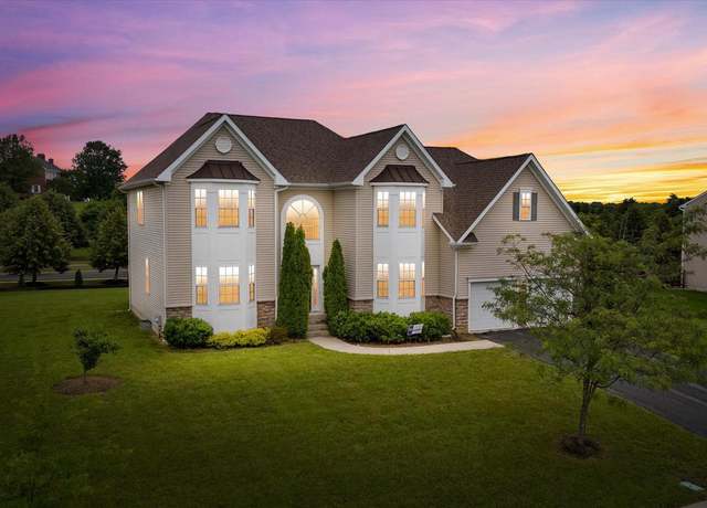 Property at 303 Sherwood Ter, Middletown, DE 19709, 4 beds, 2.5 baths