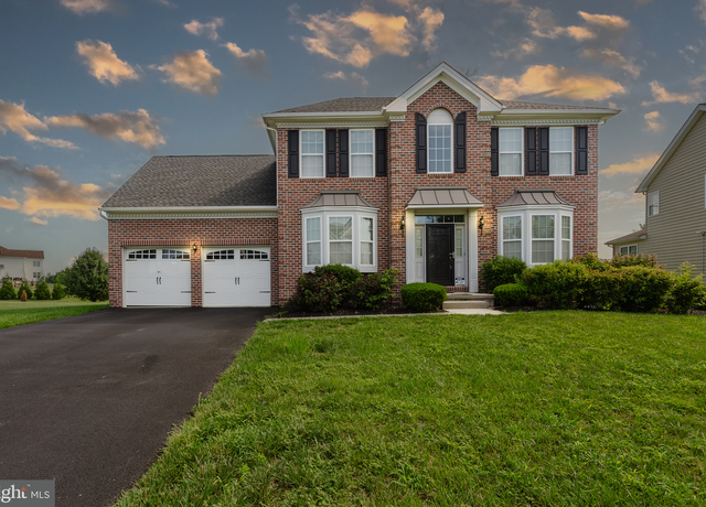 Property at 1224 Caitlin Way, New Castle, DE 19720, 4 beds, 2.5 baths