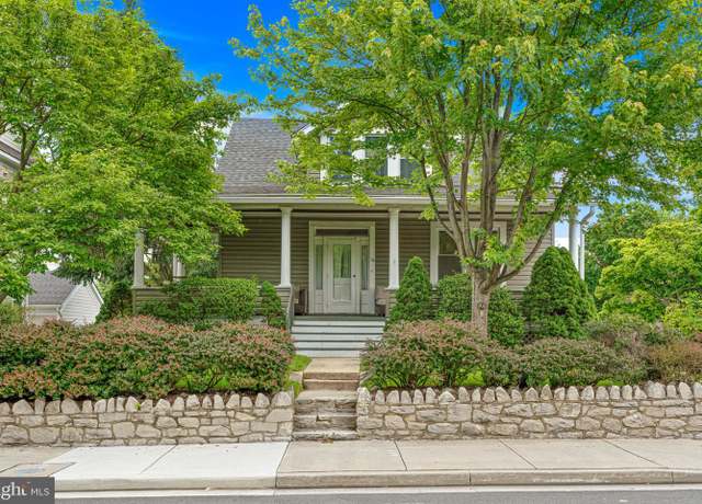 Property at 34 Burke Ave E, Baltimore, MD 21286, 4 beds, 3.5 baths