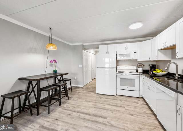 Property at 17 70th St #19, Ocean City, MD 21842, 1 bed, 1 bath