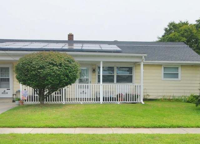 Property at 431 Flanders Rd, Burlington, NJ 08016, 4 beds, 2 baths