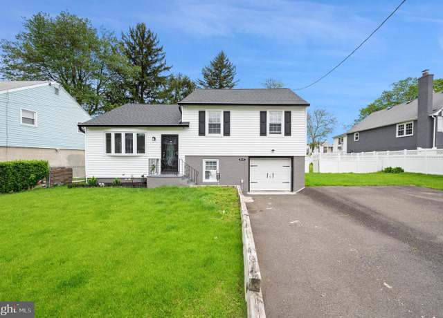 Property at 465 4th Ave, Warminster, PA 18974, 3 beds, 1.5 baths