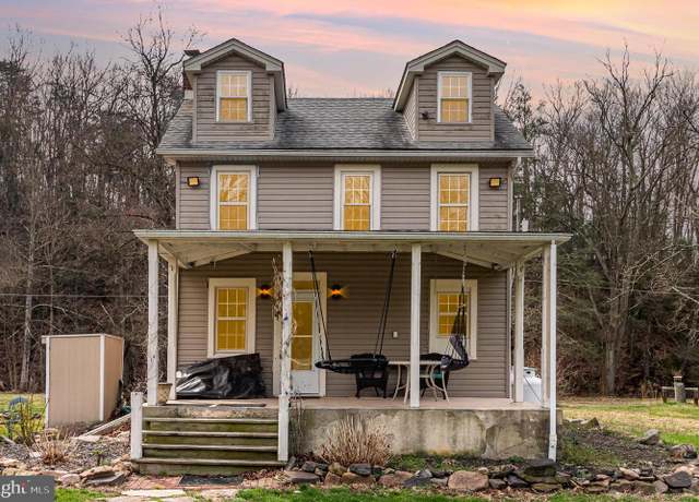 Property at 1001 Fishing Creek Valley Rd, Harrisburg, PA 17112, 3 beds, 1 bath