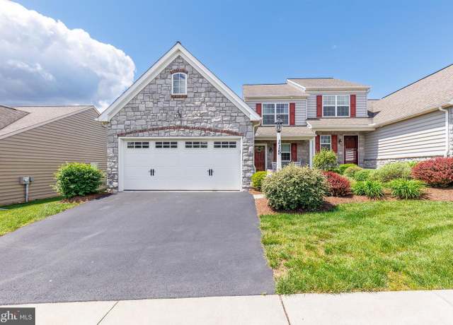 Property at 115 Goldenfield Dr, Lancaster, PA 17603, 3 beds, 2.5 baths