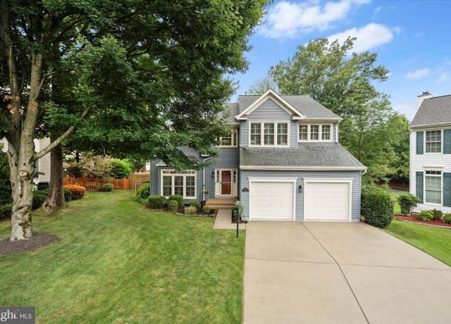 Property at 13204 Windy Leaf Ct, Woodbridge, VA 22192, 4 beds, 3.5 baths