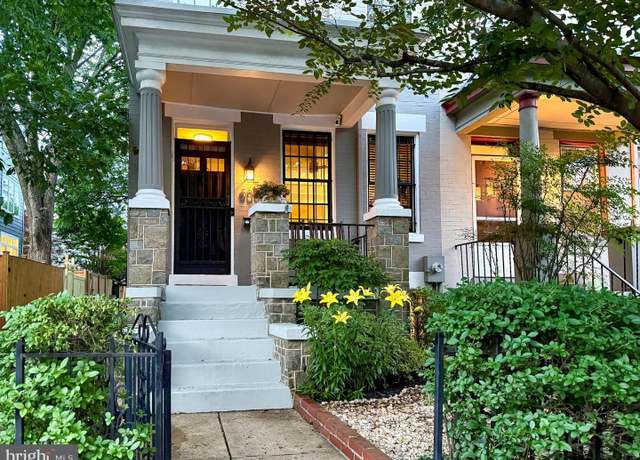 Property at 506 15th St SE, Washington, DC 20003, 2 beds, 1.5 baths