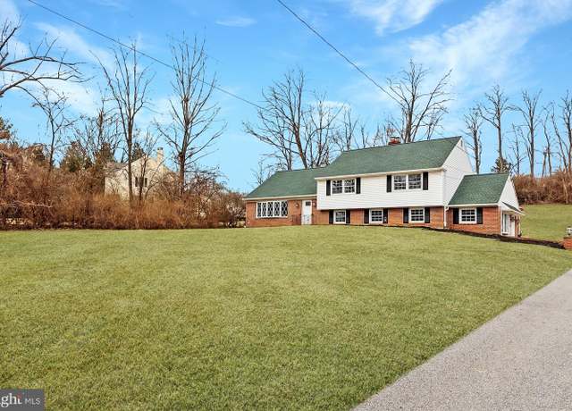 Property at 1619 Christine Ln, West Chester, PA 19380, 4 beds, 4 baths