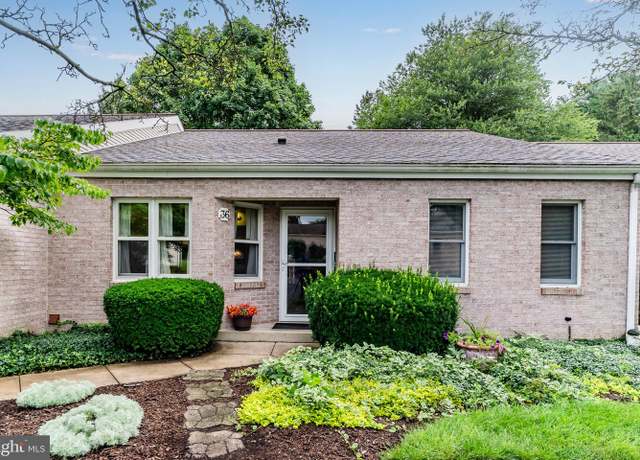 Property at 36 Woodland Ests, Lebanon, PA 17042, 2 beds, 2 baths