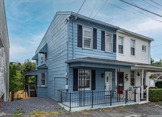 Property at 229 W Wallace St, Pottsville, PA 17901, 3 beds, 1 bath