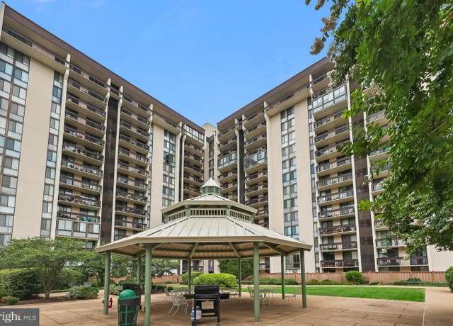 Property at 5300 Holmes Run Pkwy #1008, Alexandria, VA 22304, 1 bed, 1 bath