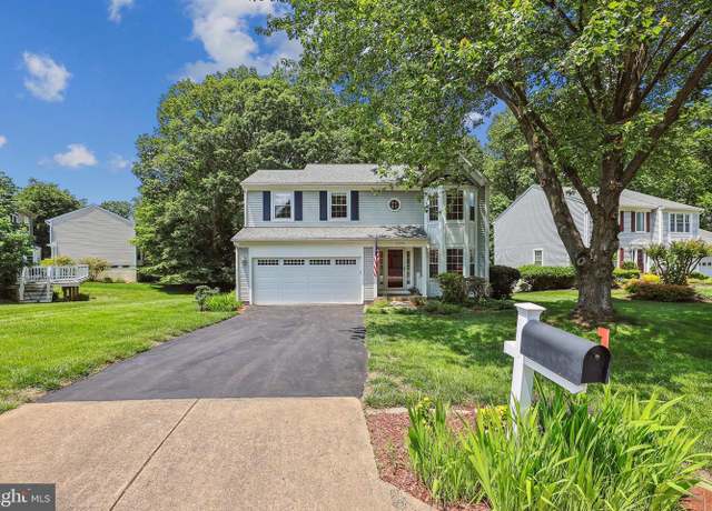 Property at 14598 Marr Ct, Woodbridge, VA 22193, 4 beds, 2.5 baths