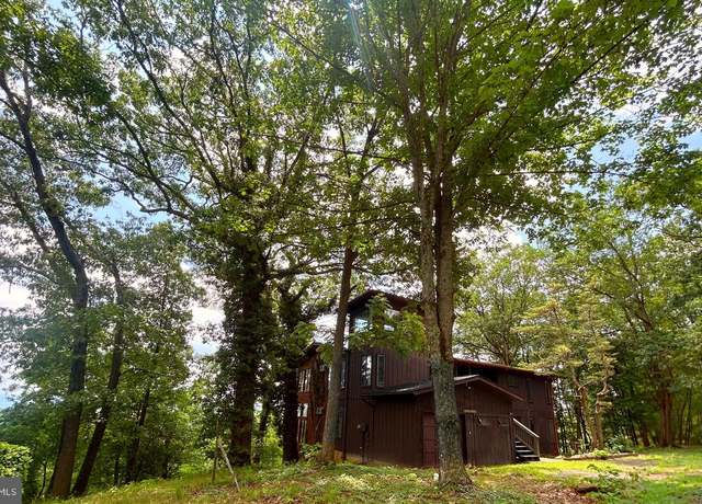 Property at 53 Leigh Ct, Basye, VA 22810, 5 beds, 2.5 baths