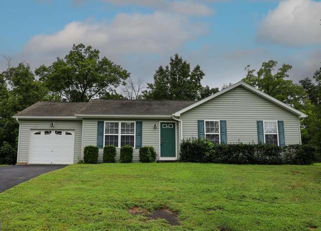 Property at 104 Basin Dr, Inwood, WV 25428, 3 beds, 2 baths