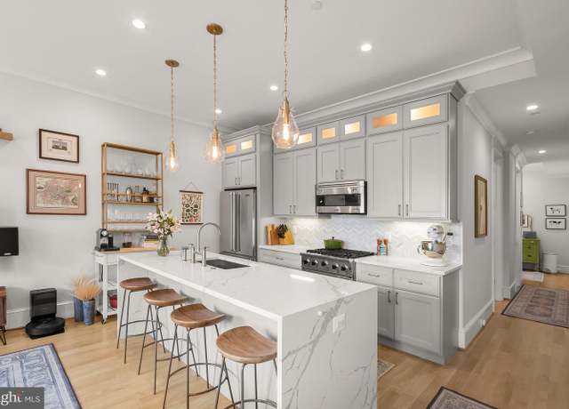 Property at 408 M St NW #3, Washington, DC 20001, 2 beds, 2 baths