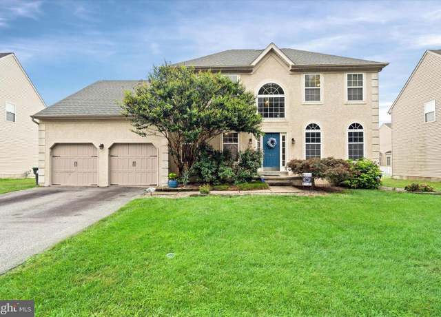 Property at 413 Post Oak Ln, Newark, DE 19702, 4 beds, 2.5 baths