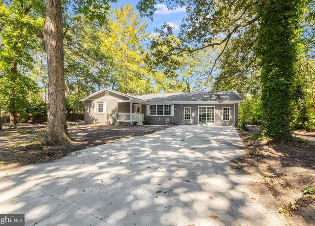 Property at 24208 Beaver Dam Dr, Seaford, DE 19973, 4 beds, 3 baths