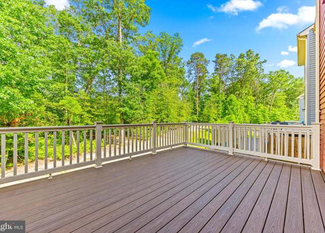 Property at 500 Willow Bend Dr, Glen Burnie, MD 21060, 3 beds, 2.5 baths
