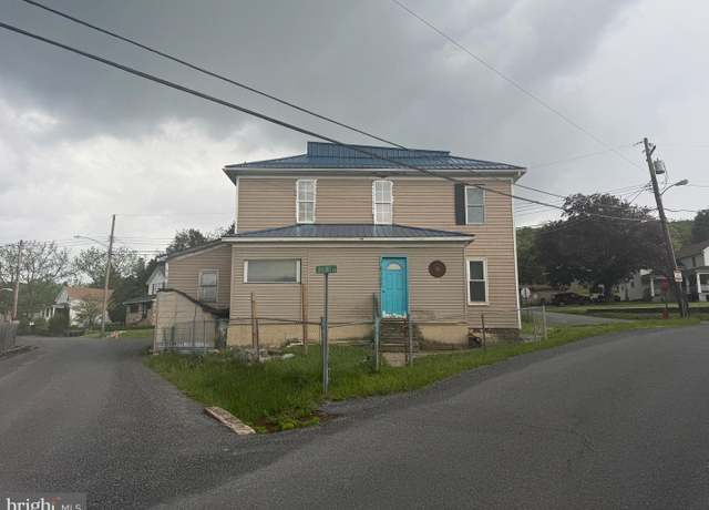 Property at 16102 Calla Hl, Mount Savage, MD 21545, 5 beds, 2 baths
