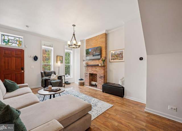 Property at 3032 Dillon St, Baltimore, MD 21224, 3 beds, 2.5 baths