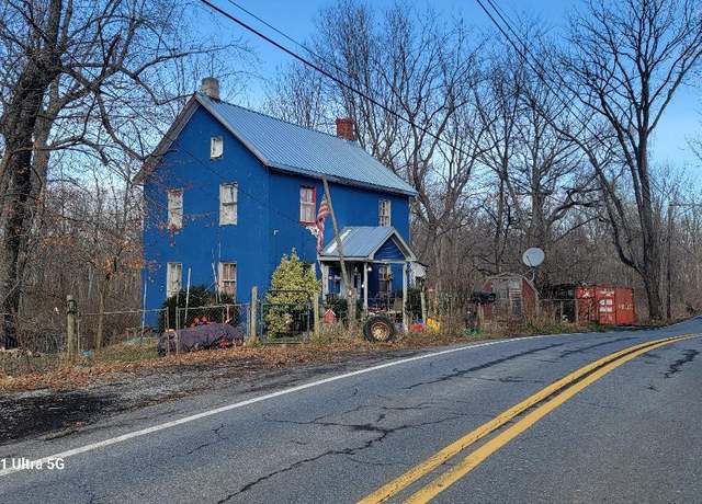 Property at 4144 and 4144A Lander Rd, Jefferson, MD 21755, 3 beds, 1 bath