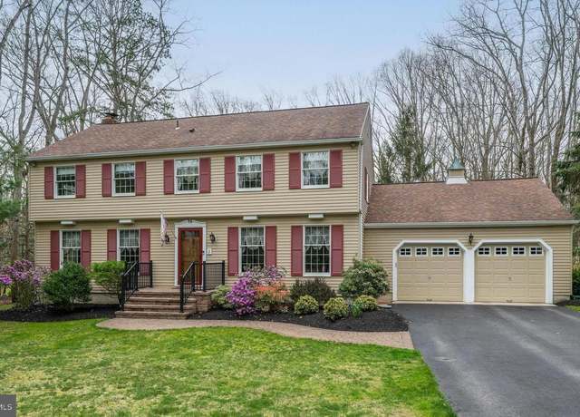 Property at 1 Strafford Ct, Medford, NJ 08055, 4 beds, 2.5 baths
