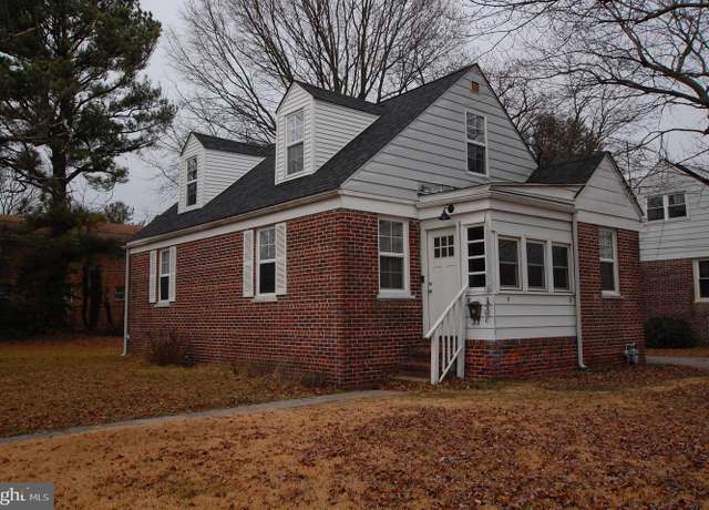 Property at 1 Dixie Dr, Penns Grove, NJ 08069, 4 beds, 1 bath