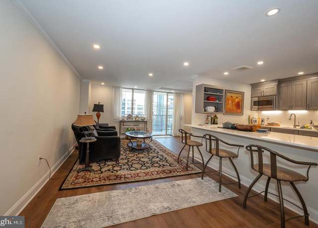 Property at 1919 Chestnut St #2621, Philadelphia, PA 19103, 1 bed, 1 bath